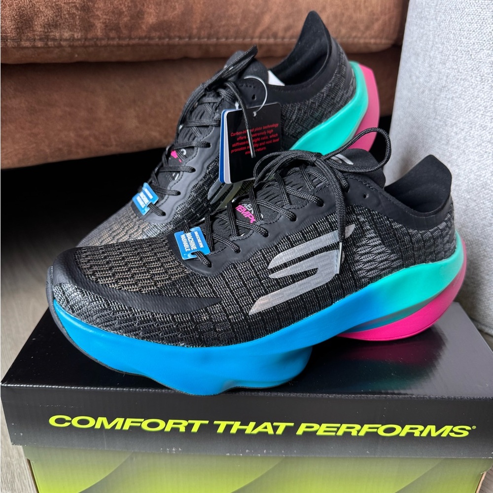 Skechers SKX Aero Tempo Carbon Mens Black Running Super Shoes 11